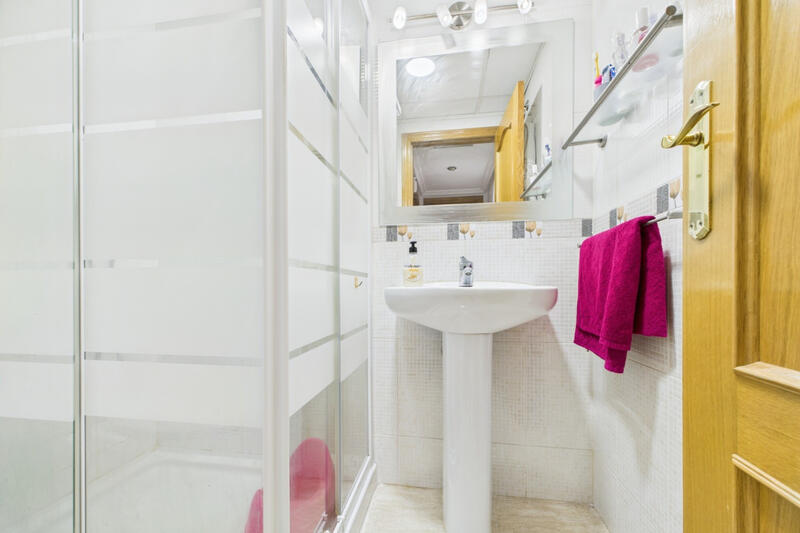 4 bedroom Townhouse for sale
