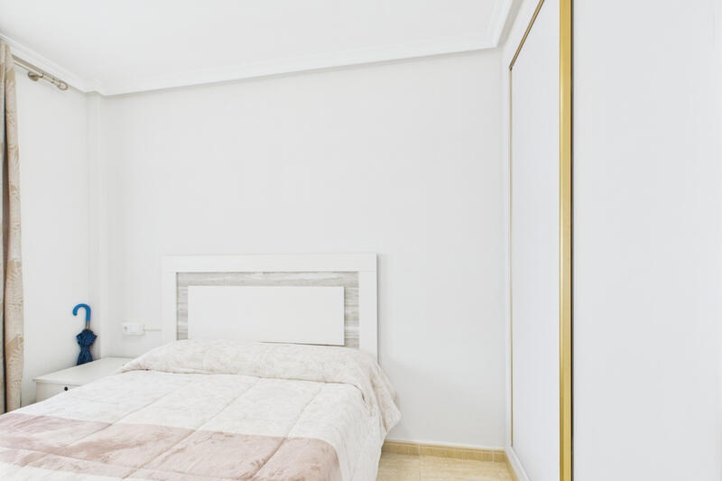 4 bedroom Townhouse for sale