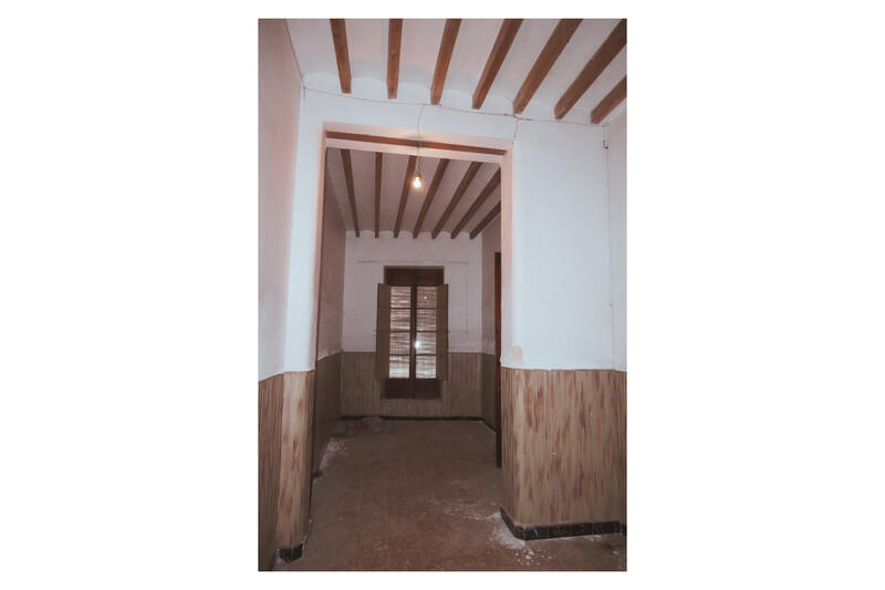 6 bedroom Apartment for sale