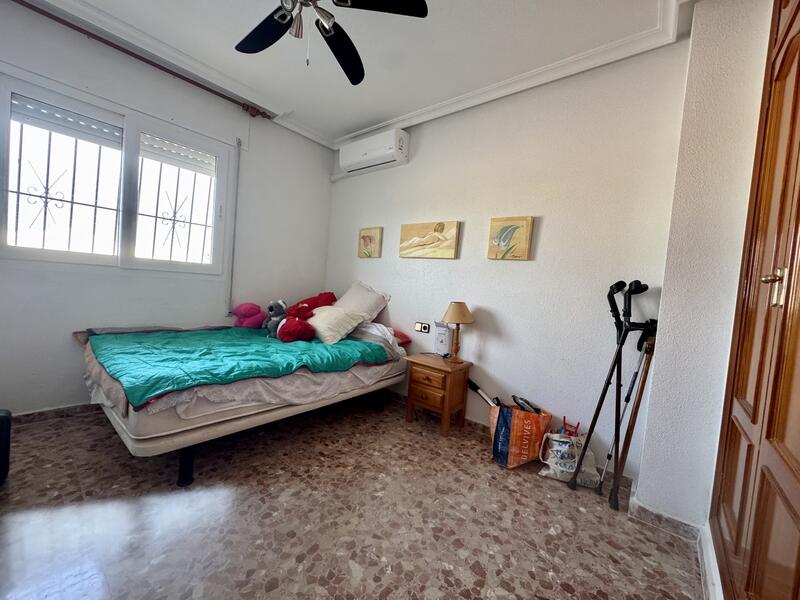 5 bedroom Villa for sale
