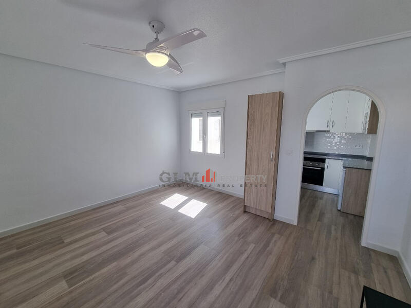 1 Cuarto Apartamento en venta