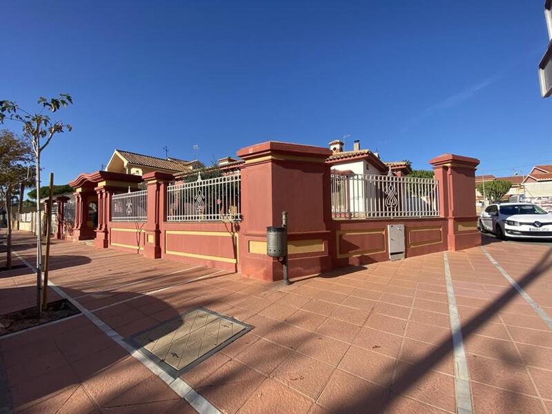 4 chambre Villa à vendre