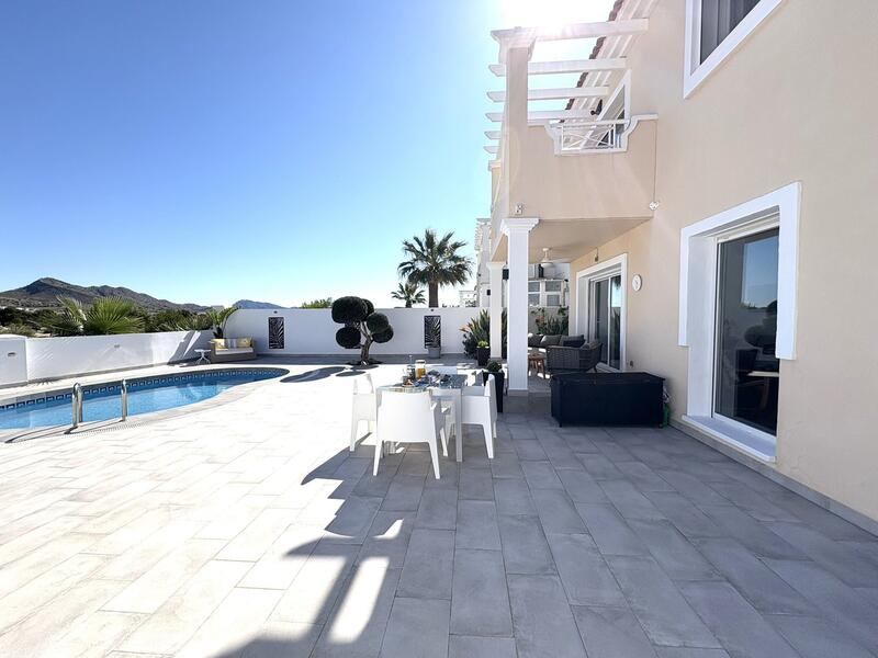 2 slaapkamer Villa Te koop