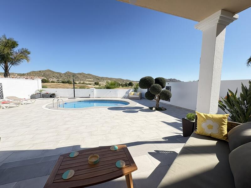 2 Cuarto Villa en venta