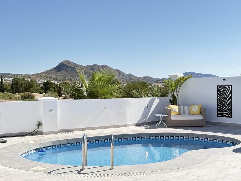2 Cuarto Villa en venta