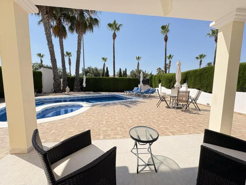 2 slaapkamer Villa Te koop
