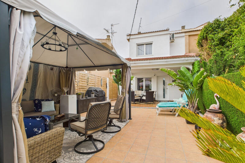 3 Cuarto Villa en venta