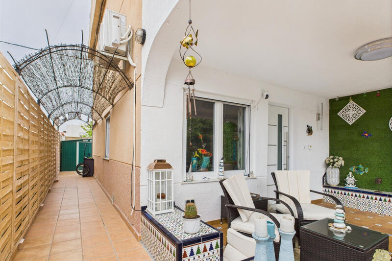 3 Cuarto Villa en venta