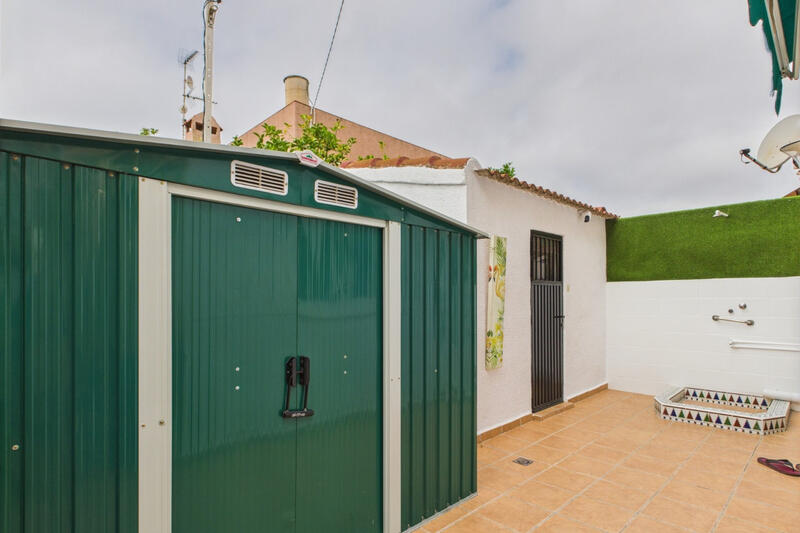 3 Cuarto Villa en venta