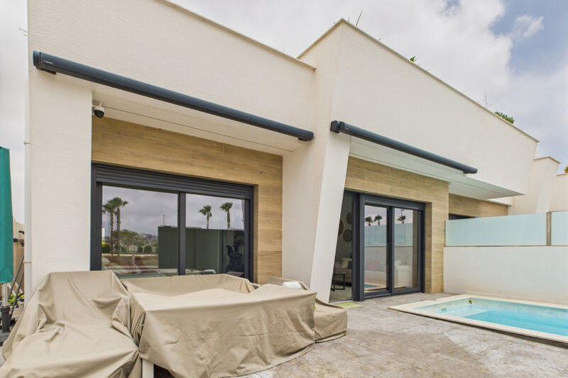 3 Cuarto Villa en venta