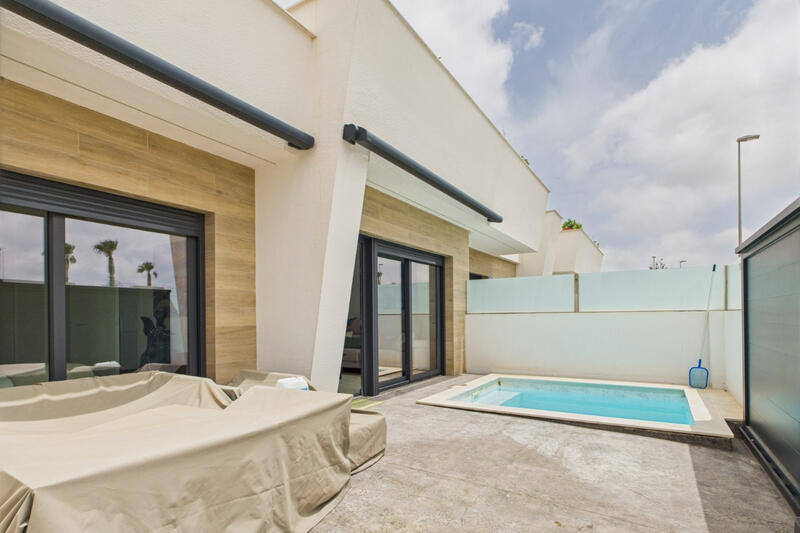 3 Cuarto Villa en venta