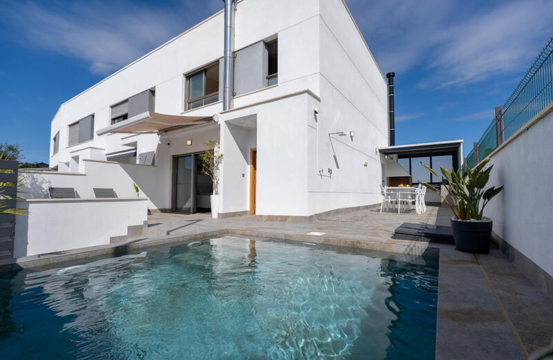 Villa Te koop in Bigastro, Alicante