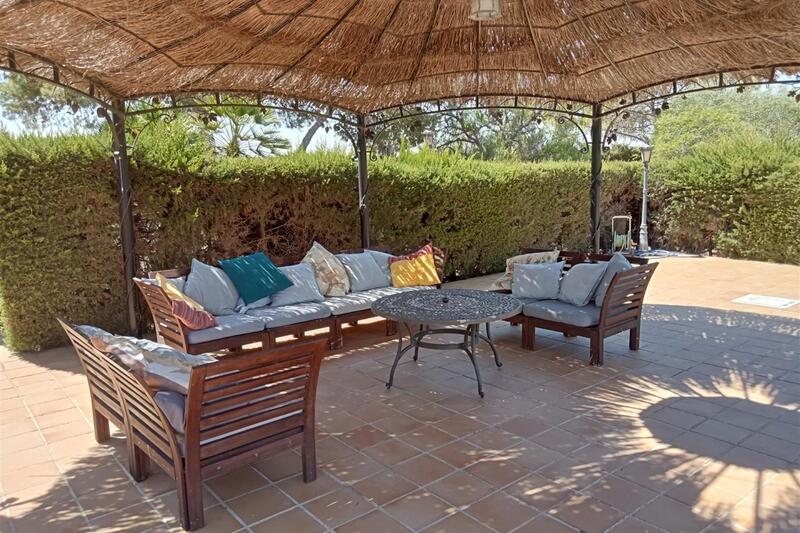 6 Schlafzimmer Villa zu verkaufen