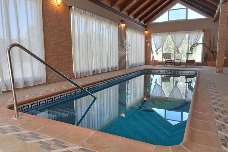 6 Schlafzimmer Villa zu verkaufen