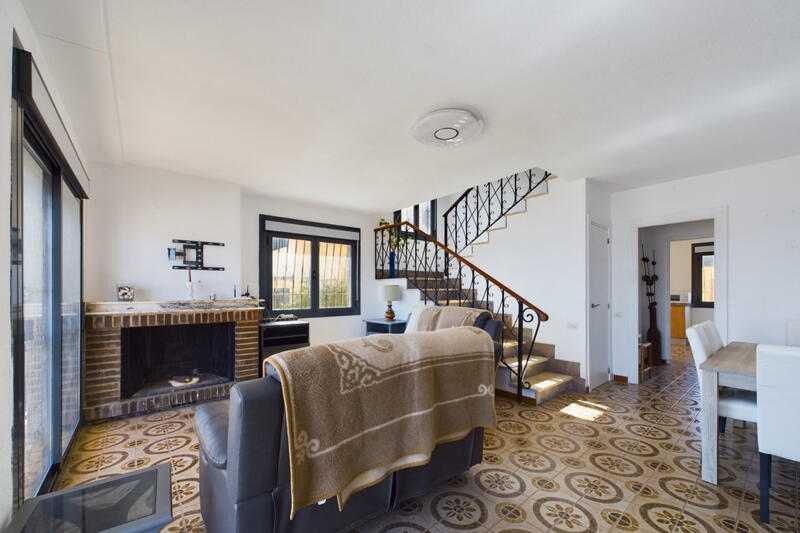 4 slaapkamer Gezinswoning Te koop