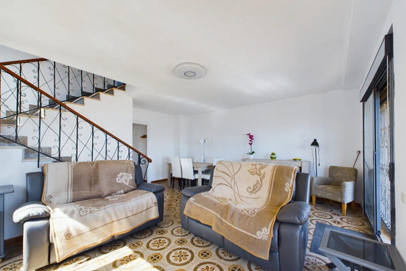4 slaapkamer Gezinswoning Te koop