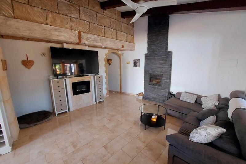 5 Schlafzimmer Landhaus zu verkaufen