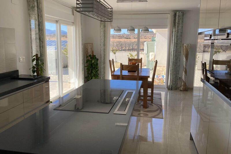 4 Schlafzimmer Villa zu verkaufen