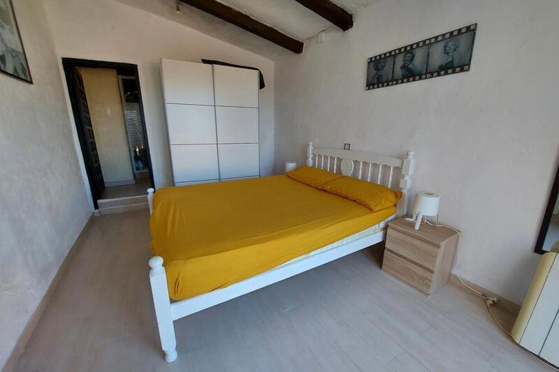 5 bedroom Country House for sale