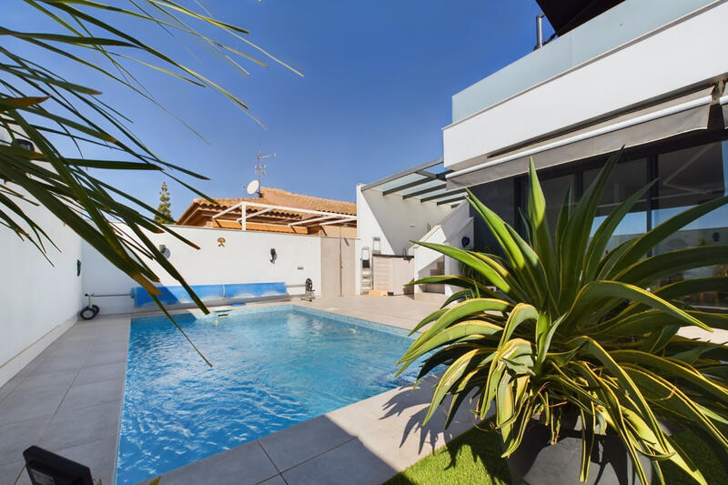 3 bedroom Villa for sale