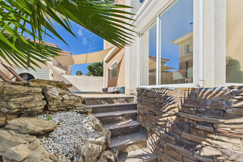 4 Cuarto Villa en venta