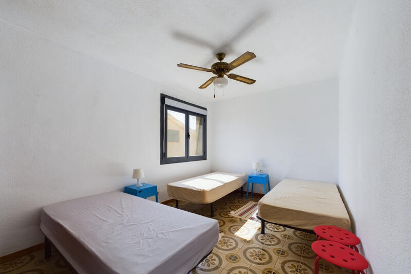 4 Schlafzimmer Stadthaus zu verkaufen