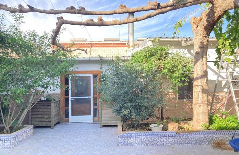 Byhus til salg i Catral, Alicante