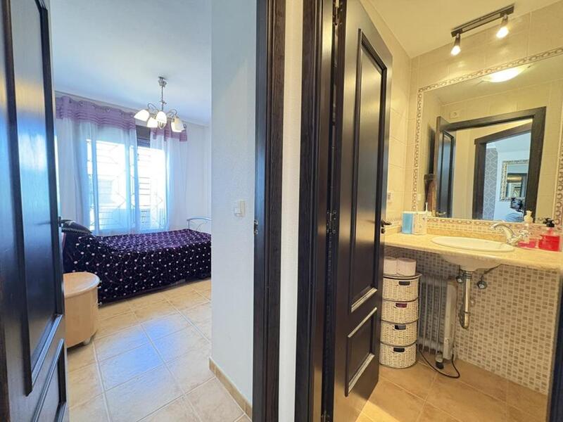 3 Cuarto Adosado en venta