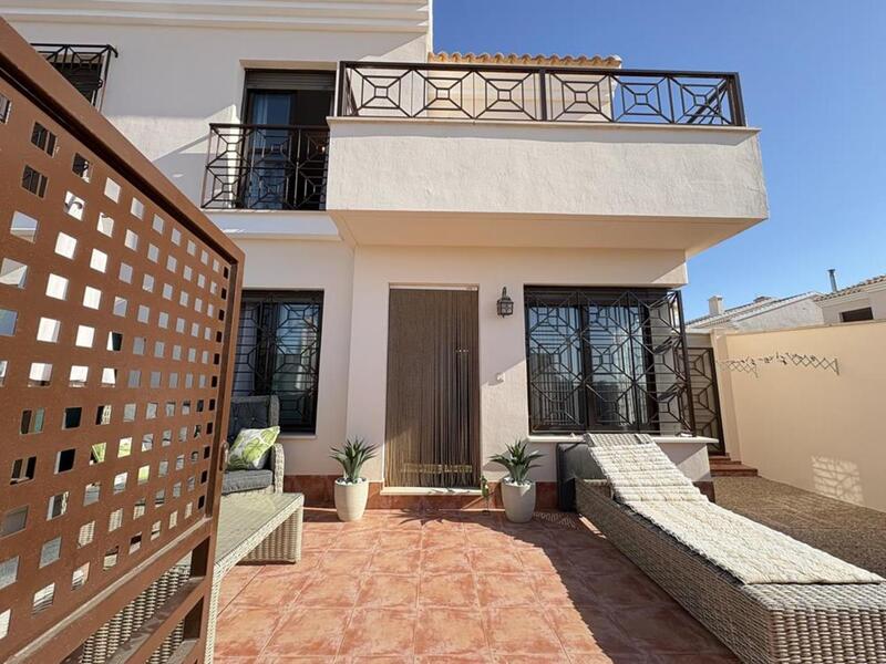 3 Cuarto Adosado en venta