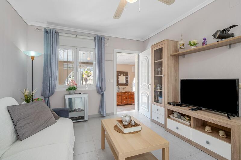 2 Cuarto Villa en venta