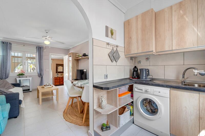 2 Cuarto Villa en venta