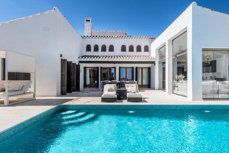 Villa for sale in El Valle Golf, Murcia