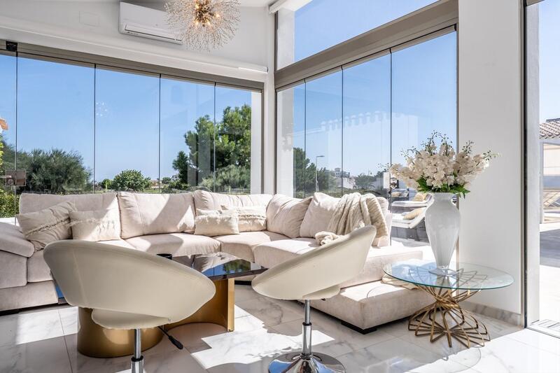 5 bedroom Villa for sale