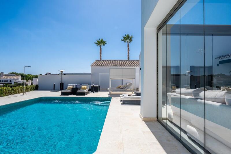 5 bedroom Villa for sale