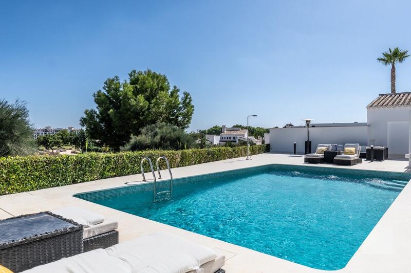 5 bedroom Villa for sale