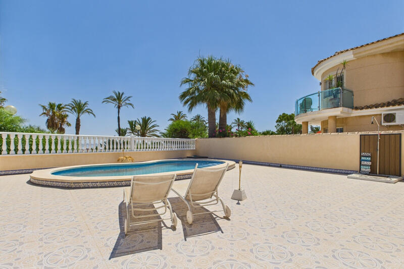4 chambre Villa à vendre