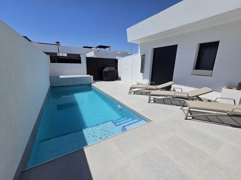 3 bedroom Villa for sale