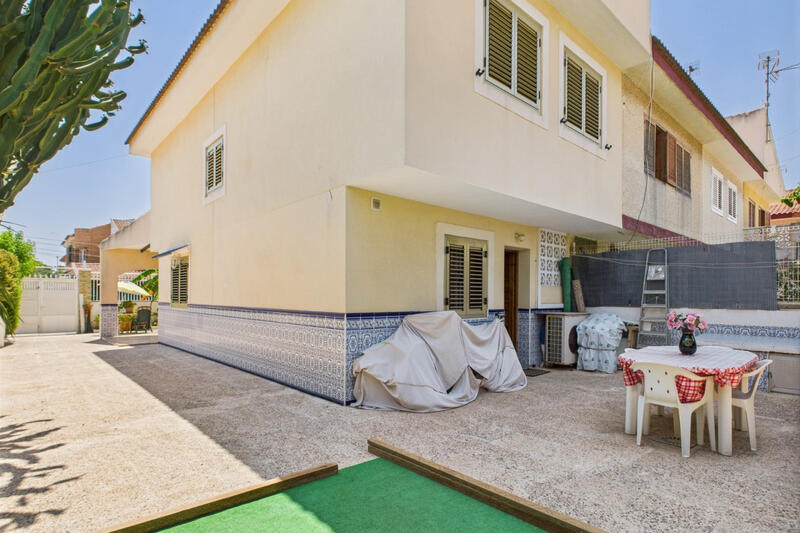 4 Cuarto Adosado en venta