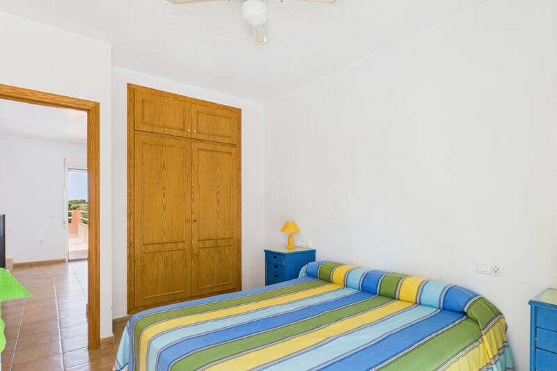 5 slaapkamer Gezinswoning Te koop