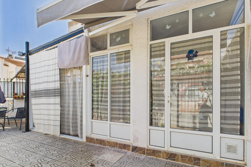 1 Cuarto Villa en venta