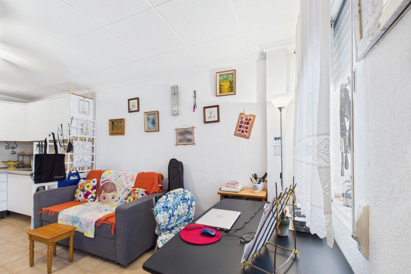 1 Cuarto Villa en venta