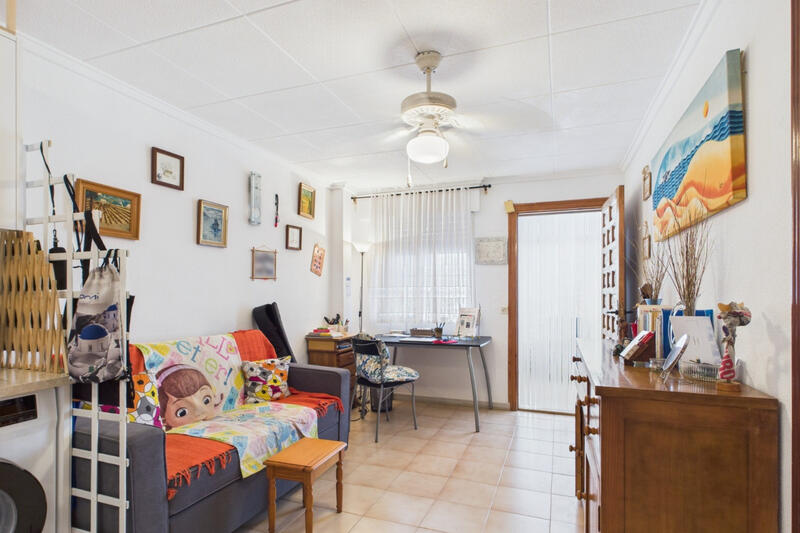 1 Cuarto Villa en venta