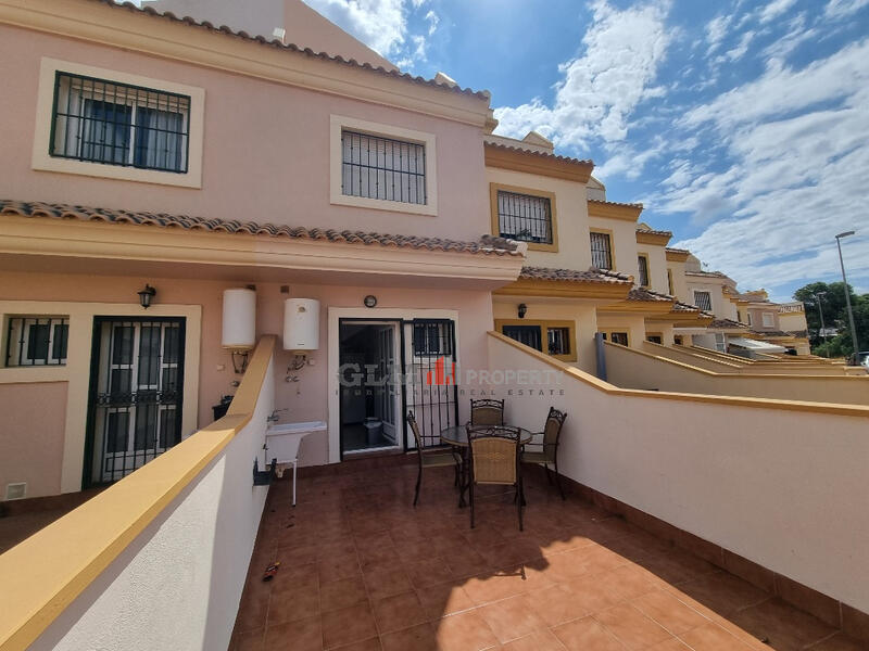 2 slaapkamer Appartement Te koop