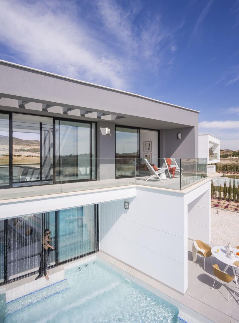 4 bedroom Apartment for sale