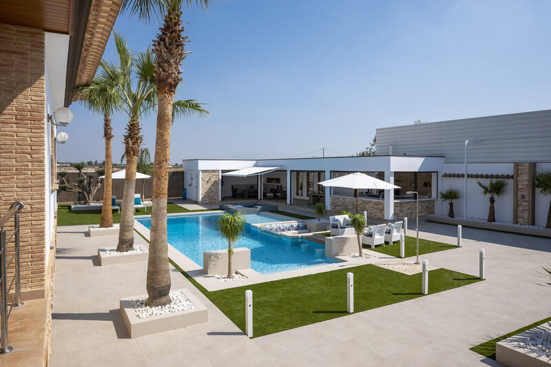 4 bedroom Villa for sale