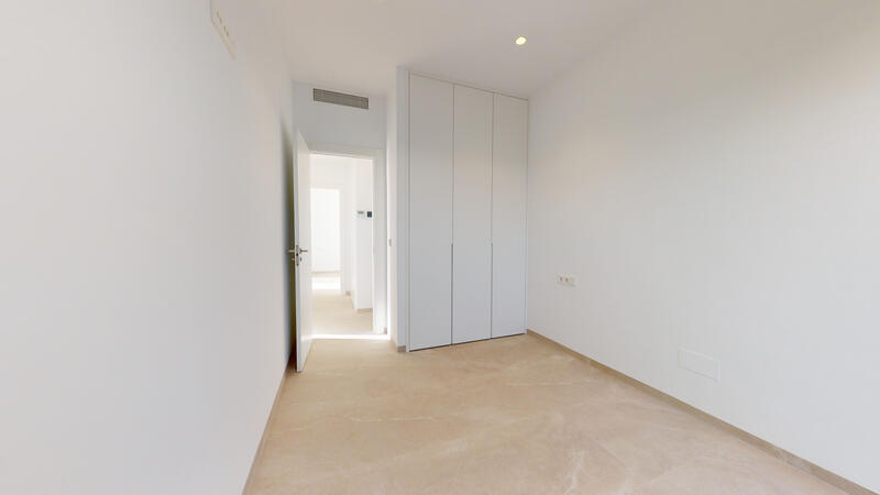 3 bedroom Apartment for sale