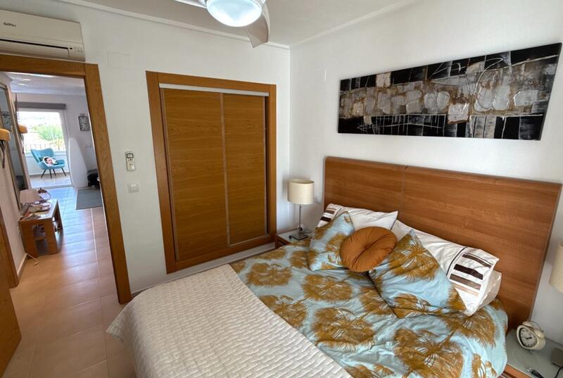 2 bedroom Apartment for sale
