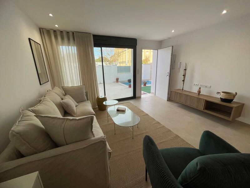 3 bedroom Apartment for sale