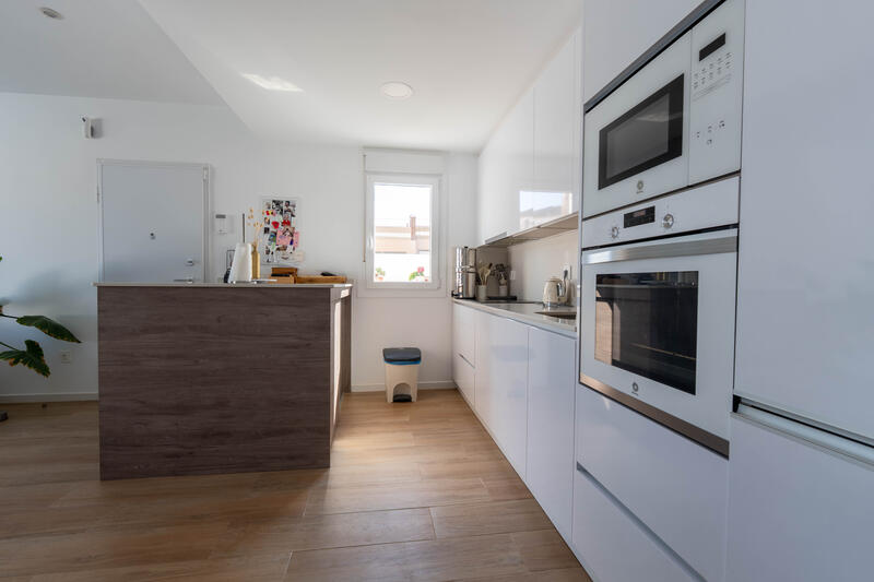 3 bedroom Apartment for sale