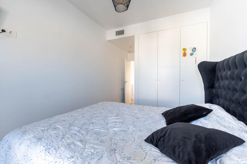 3 bedroom Apartment for sale